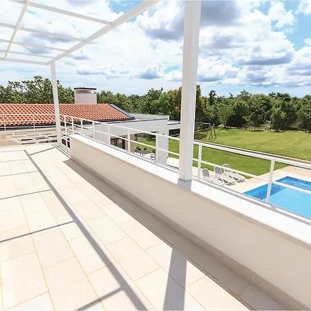 4 Bedroom Nice Home In Stokovci Holiday home